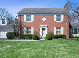 1044 Old Elm Ln, Glencoe, IL 60022