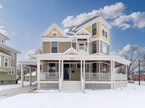 337 Almond St, Waterloo, IA 50703