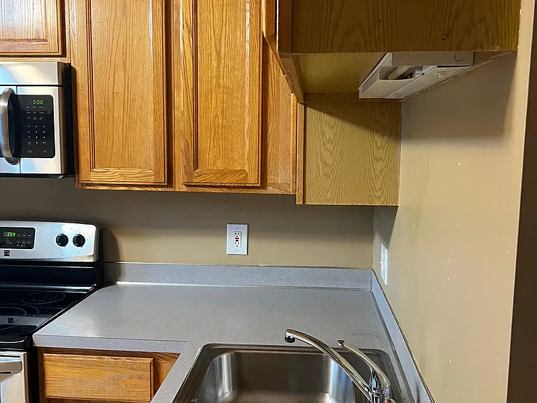 10950 Lexington Dr — Photo 11