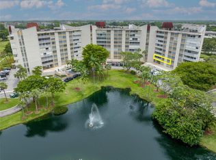 6921 Environ Blvd APT 2T, Fort Lauderdale, FL 33319