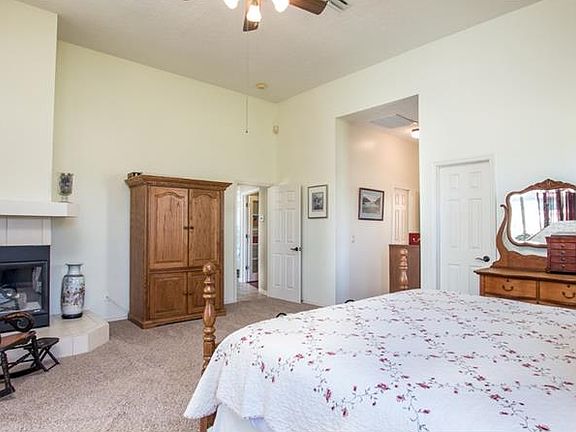 5th image of 4407 Arranmore Cir