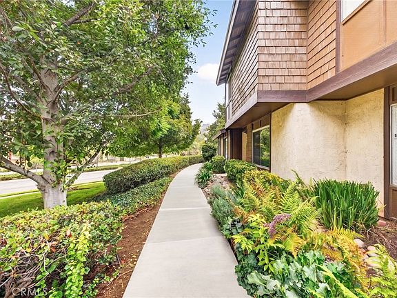 2nd image of 1285 Tarryglen Ln