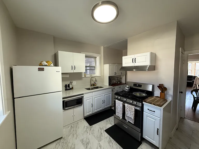 5711 N McVicker Ave #1 — Photo 5