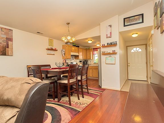 5th image of 4334 149th St NE