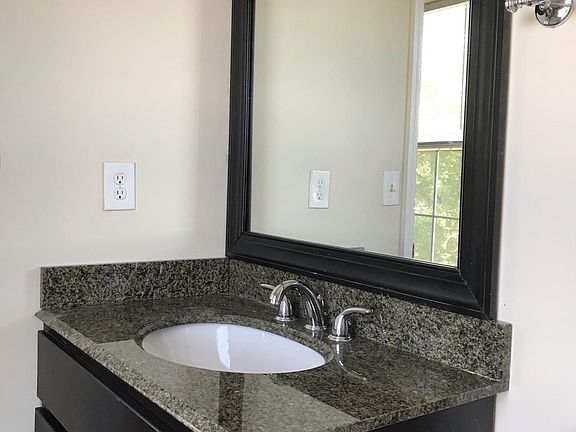 5th image of 1698 Cedar Bluff Way