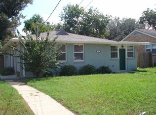 6961 Dorian St, New Orleans, LA 70126