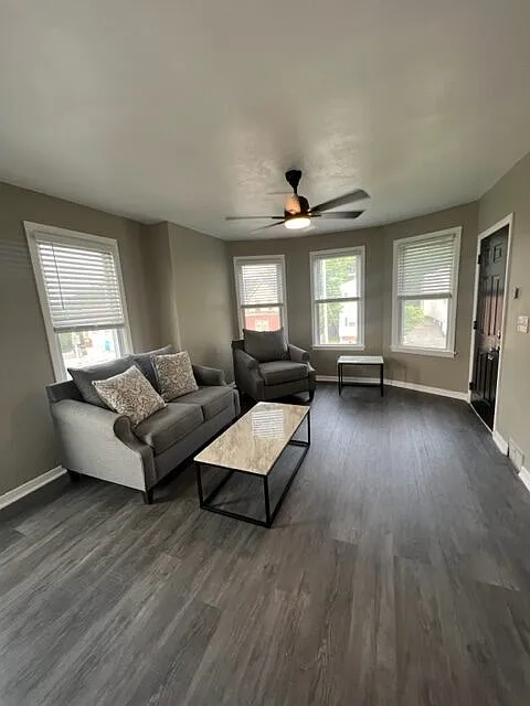 Building Photo - 204 Columbus Ave #2