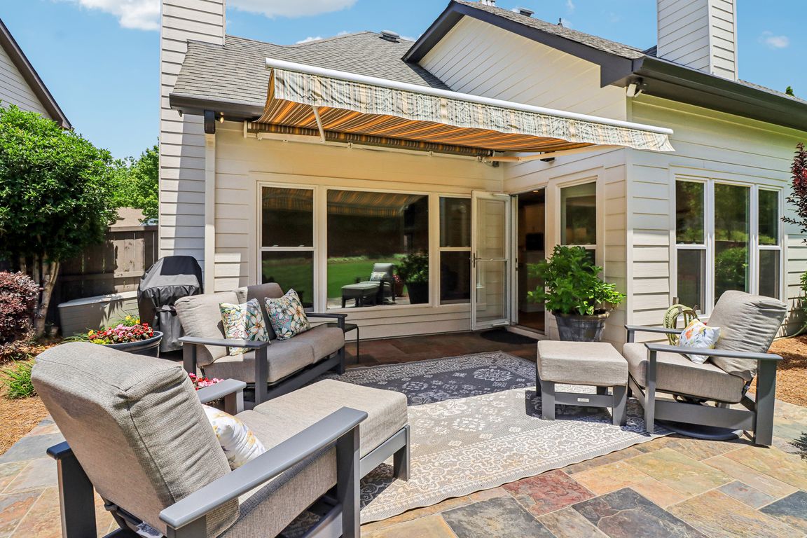 Large Patio with Awning out (use as needed!)