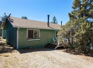 162 Los Angeles Ln, Sugarloaf, CA 92386