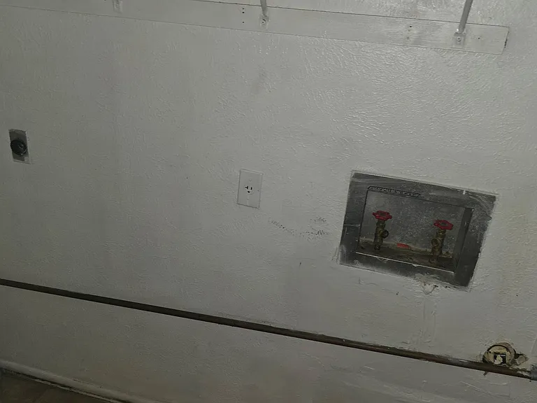10686 Lincoln Beach Blvd #B — Photo 7