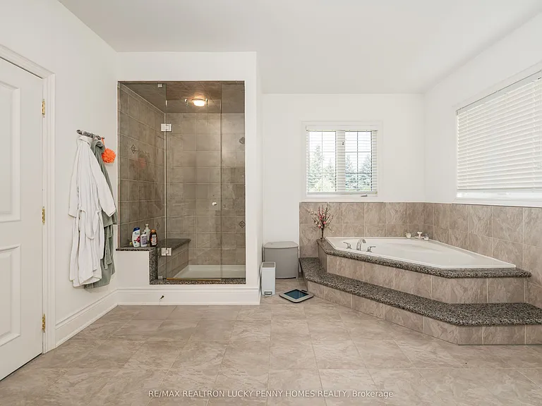 8 Heritage Woods Mnr — Photo 29