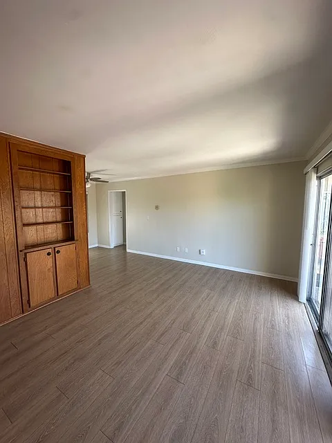 Building Photo - 4550 Louisiana St #14