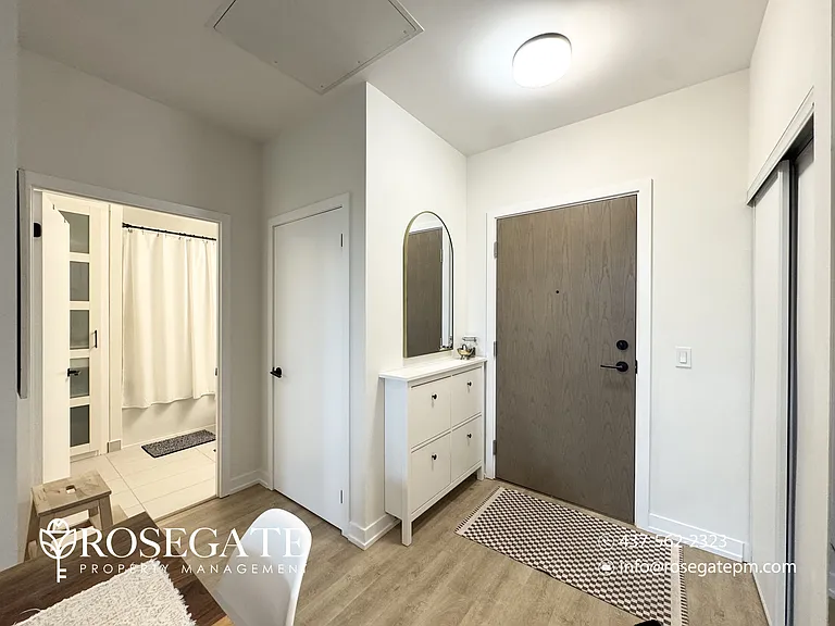 2300 Saint Clair Ave W #116 — Photo 12