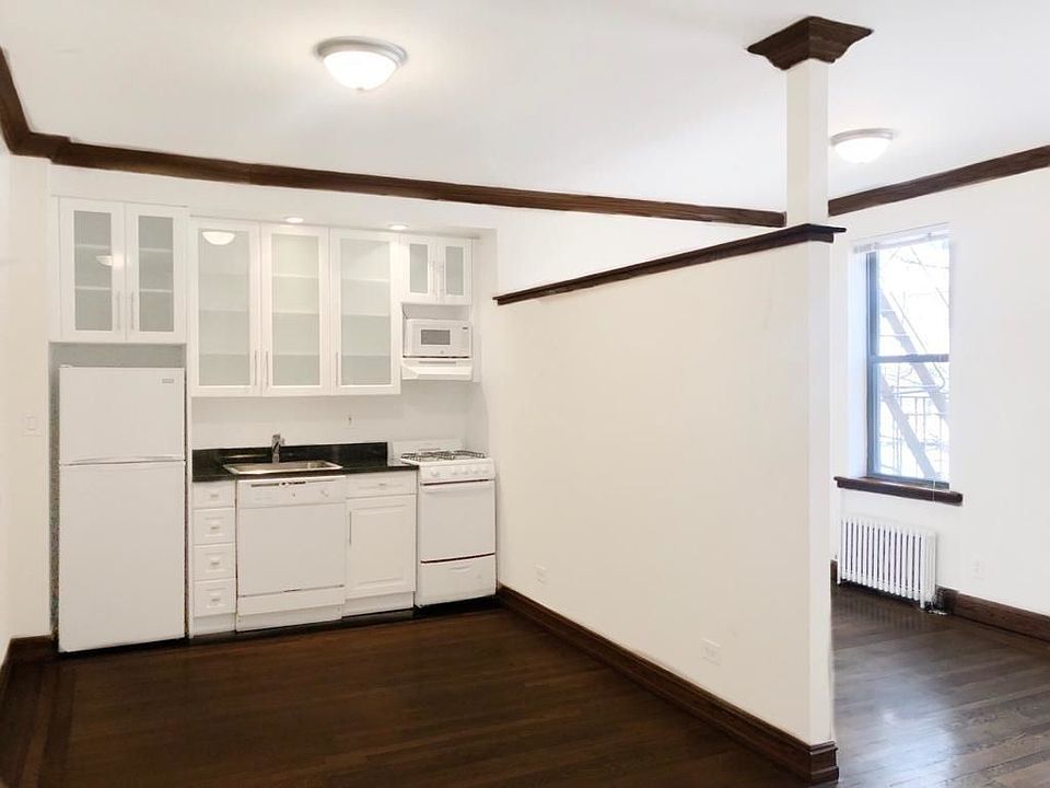 1st image of 214 E 51st St APT 3G