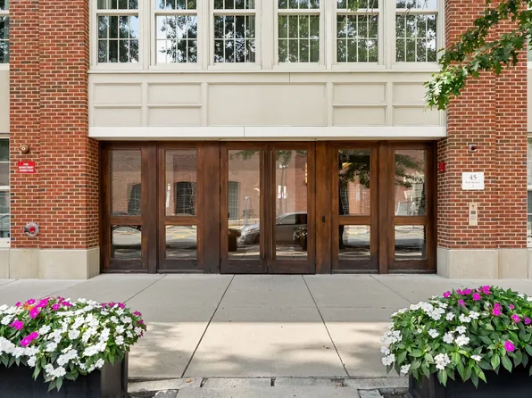 45 1st Ave #101, Charlestown, MA 02129