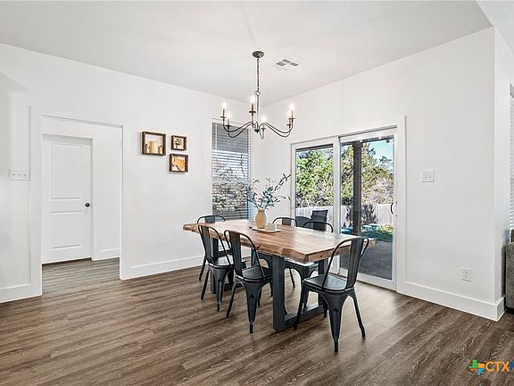 4th image of 15968 Charlya Dr