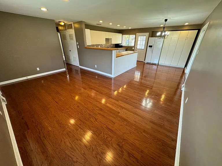 3040 Rightmire Blvd — Photo 4