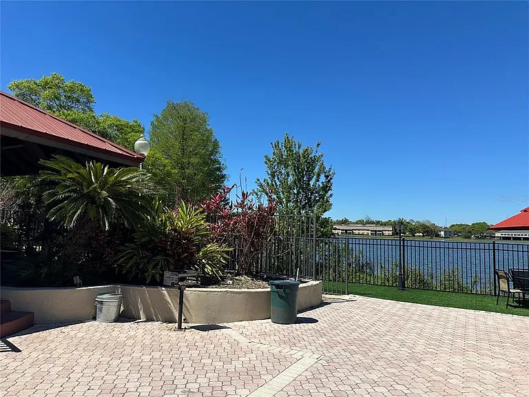 232 Afton Sq #309 — Photo 32