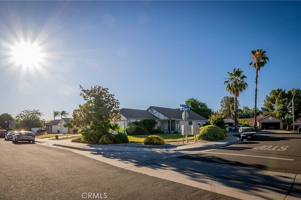 1st image of 2224 Wildflower Ave