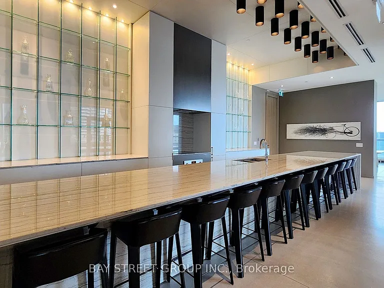 100 Harbour St #1210 — Photo 25