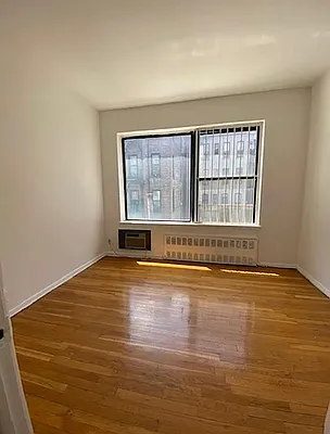 Rented by CitySites Real Estate Group | media 5