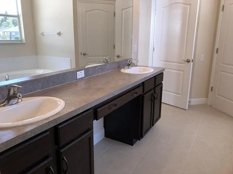 14945 Potterton Cir — Photo 11