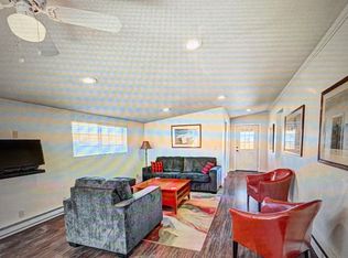 3905 Kastania Rd #B, Petaluma, CA 94952