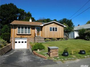 42 Goodwin Pl, Northport, NY 11768