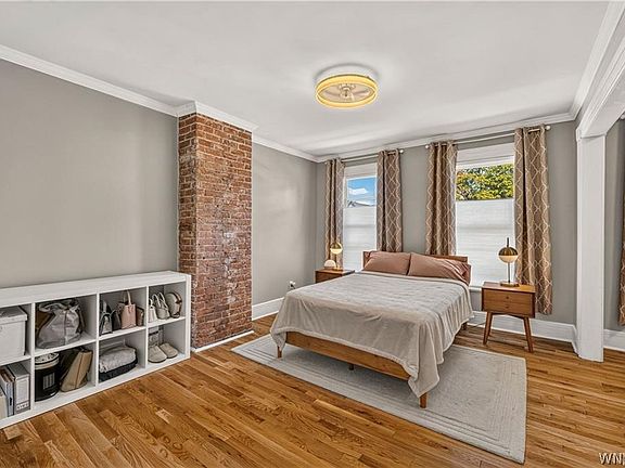 5th image of 274 Hoyt St