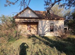 51 NE Avenue A, Hamlin, TX 79520