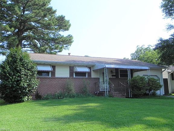 4th image of 1311 Bassett St
