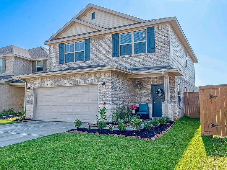 462 Aurora Creek Ln — Photo 1
