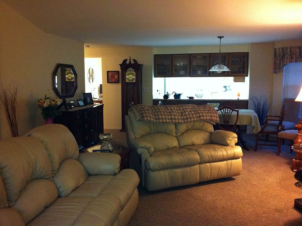 Living/Dining Room