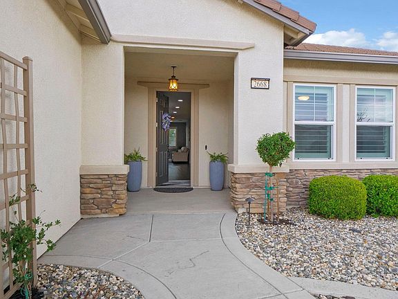 4th image of 2668 Roseberry Ave