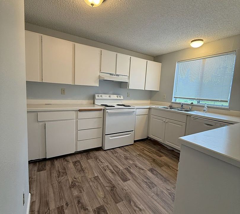1st image of 5032 S 58th St Unit B