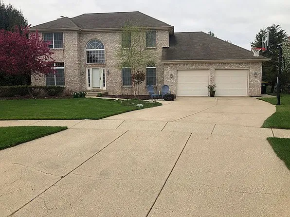 4708 Cavalcade Dr SE, Kentwood, MI 49546