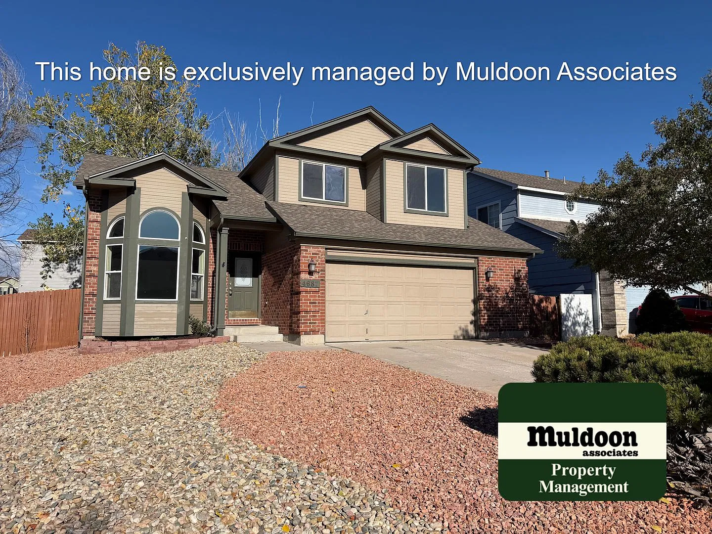 Like new 2-story Home! — Photo 2