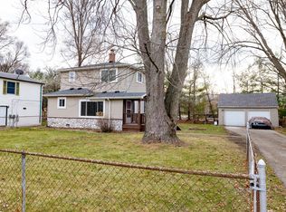 2304 Maddy Ln, Keego Harbor, MI 48320