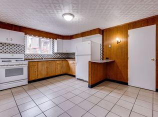 224 Locust St, Mount Oliver, PA 15210