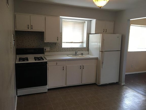 2nd image of 5602 Dewey Ave APT 2