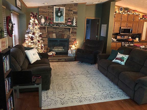 2nd image of 18 Kennedy Dr