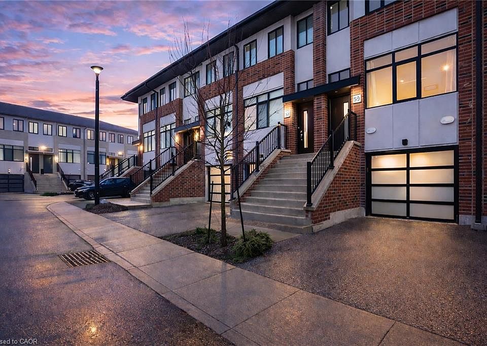 1st image of 59 Markle Cres