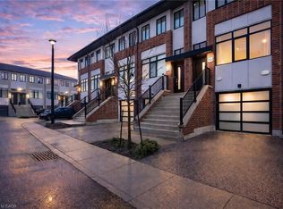 59 Markle Cres, Hamilton, ON L9G 0H3