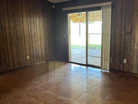 5th image of 5407 Robert Scott Dr N