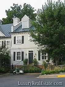 2 Piedmont Dr photo 1