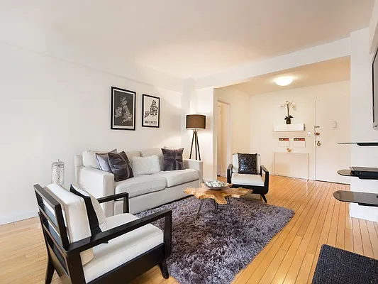 Sold by Sotheby's International Realty | media 2