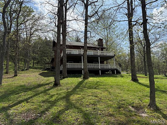 2nd image of 12967 Sugarloaf Rd