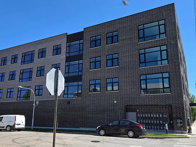 2807 S Halsted St #210 — Photo 3