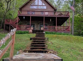 561 Clearwater Dr, Spring City, TN 37381