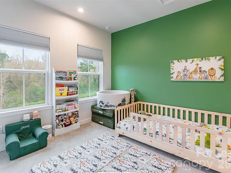 924 Broad River Ln — Photo 17